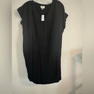 Old Navy Black V-neck dress